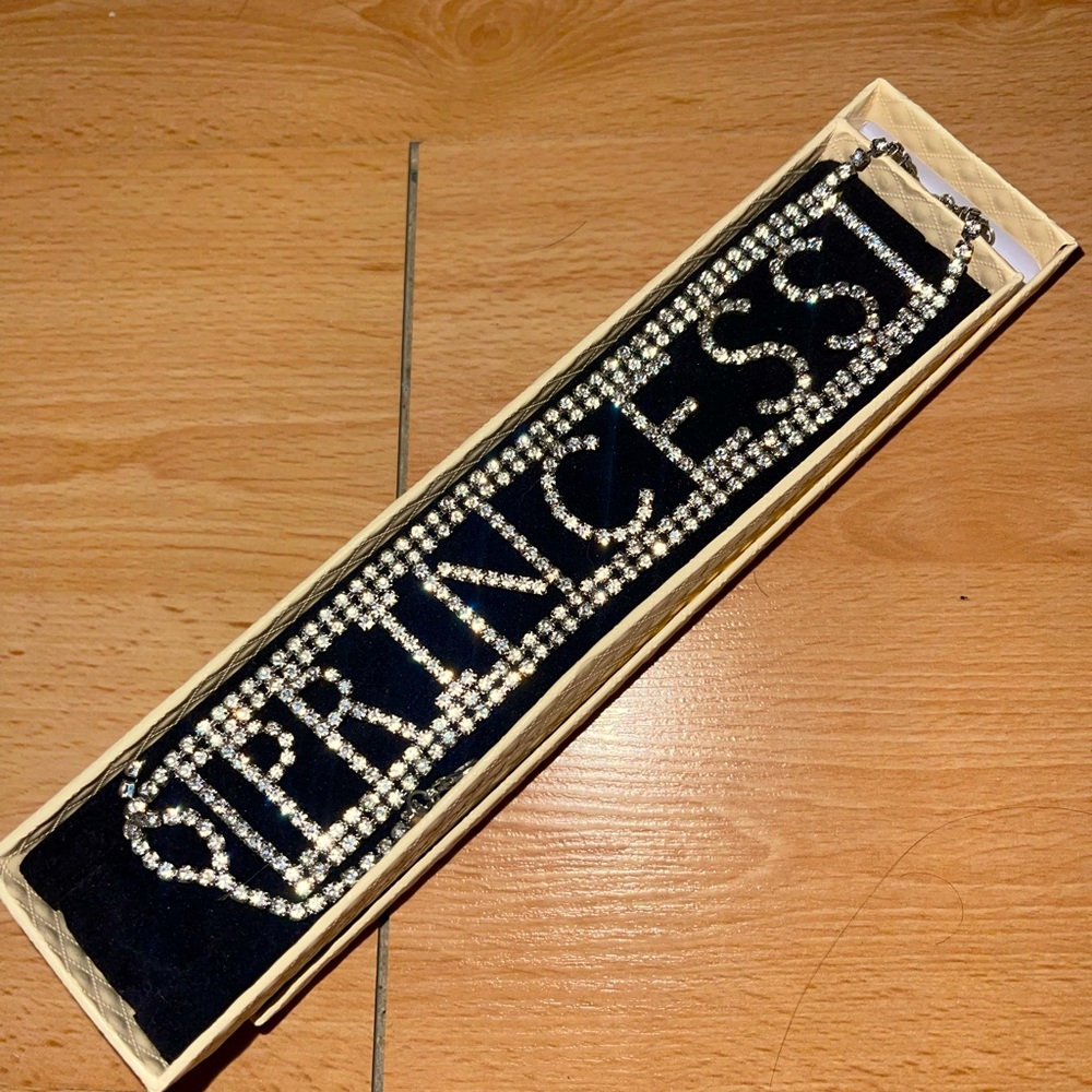 Sparkly Princess Clasp Choker